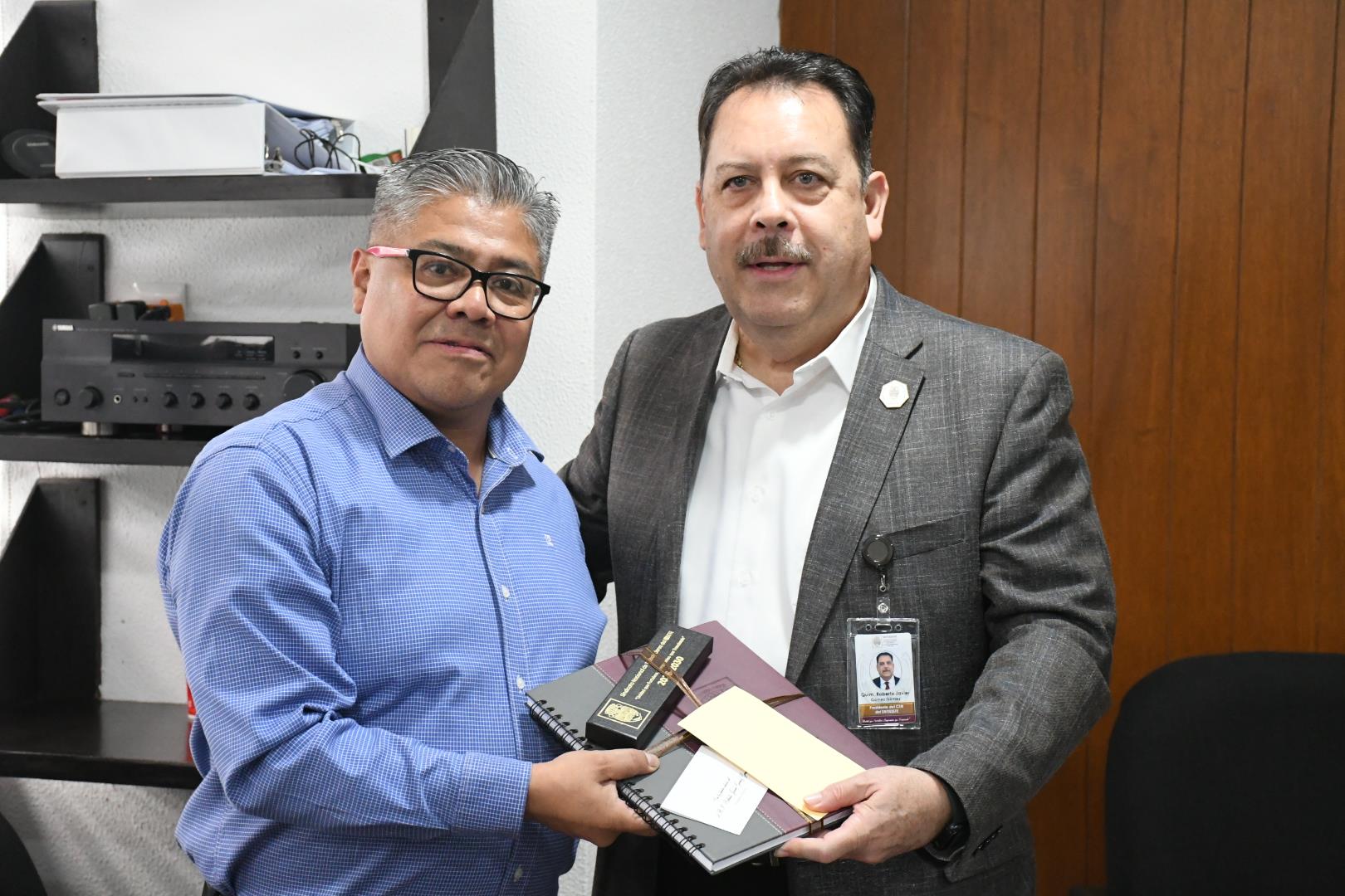 Reconocimiento al equipo jurídico del CEN del SNTISSSTE, con motivo del Día de las y los Abogados